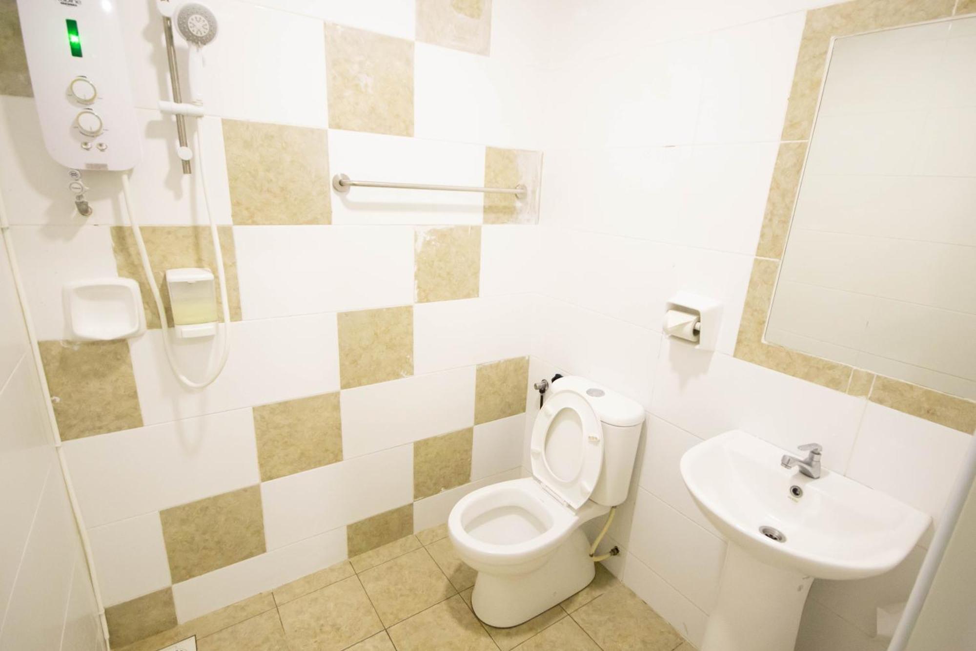 Chemor Sun Inns Hotel Meru Raya מראה חיצוני תמונה
